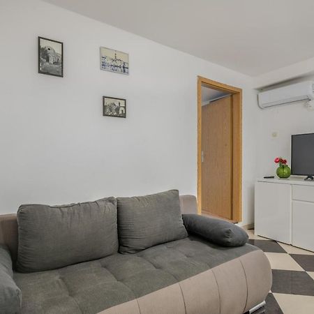Apartments D Krk Town Εξωτερικό φωτογραφία